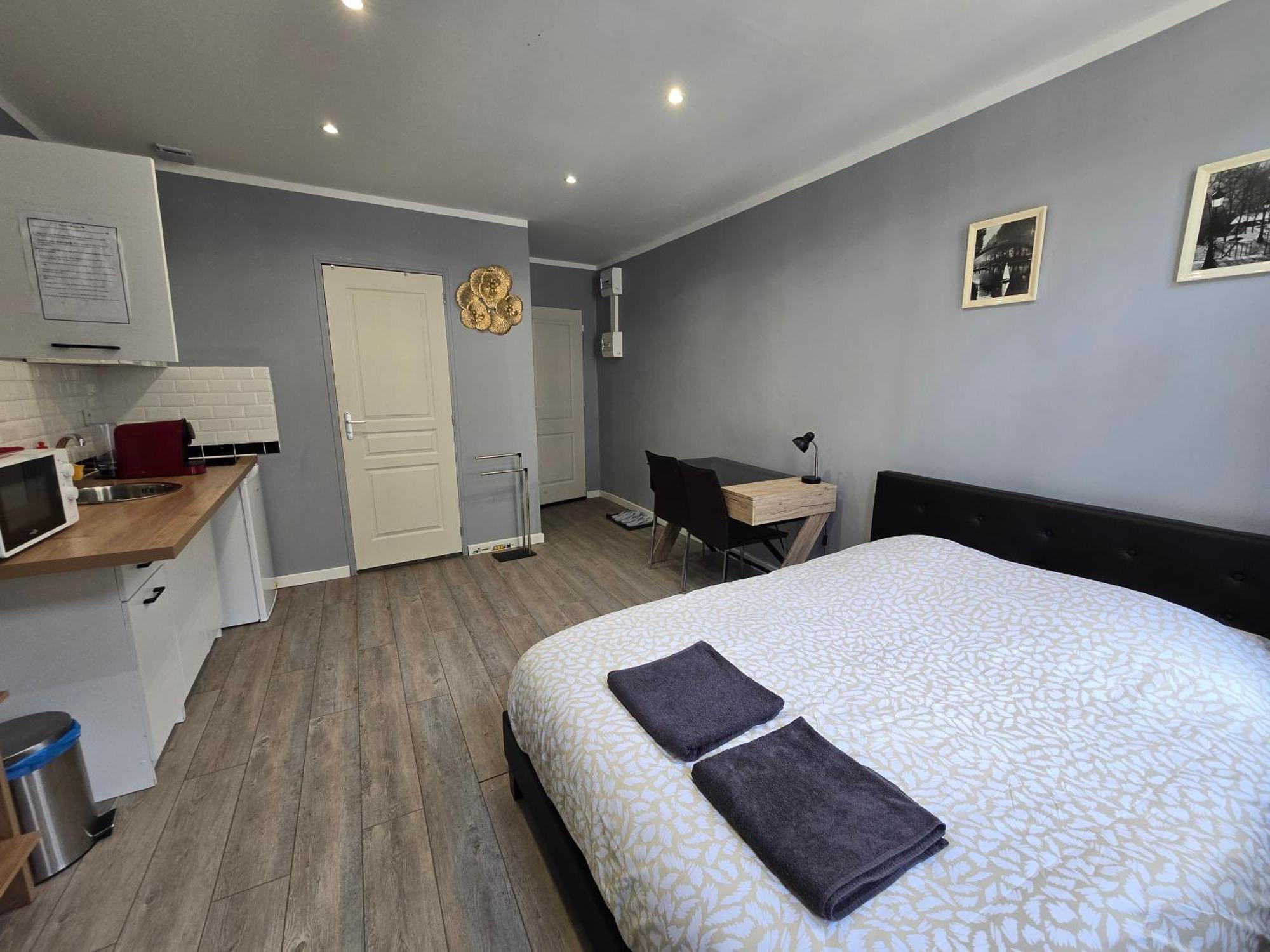 Appartement Hypercentre 301 +Wifi+Independant+ Cuisine Toilette Salle De Bain Privative فالنسيان المظهر الخارجي الصورة